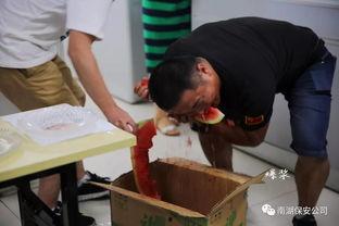 男女盆友吃瓜群众,吃瓜群众热议不断